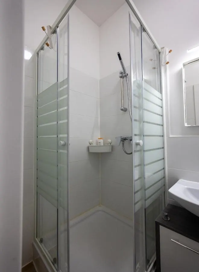 Radiant Premium Apartments-Muhrengasse Vienna 0*,  Austria